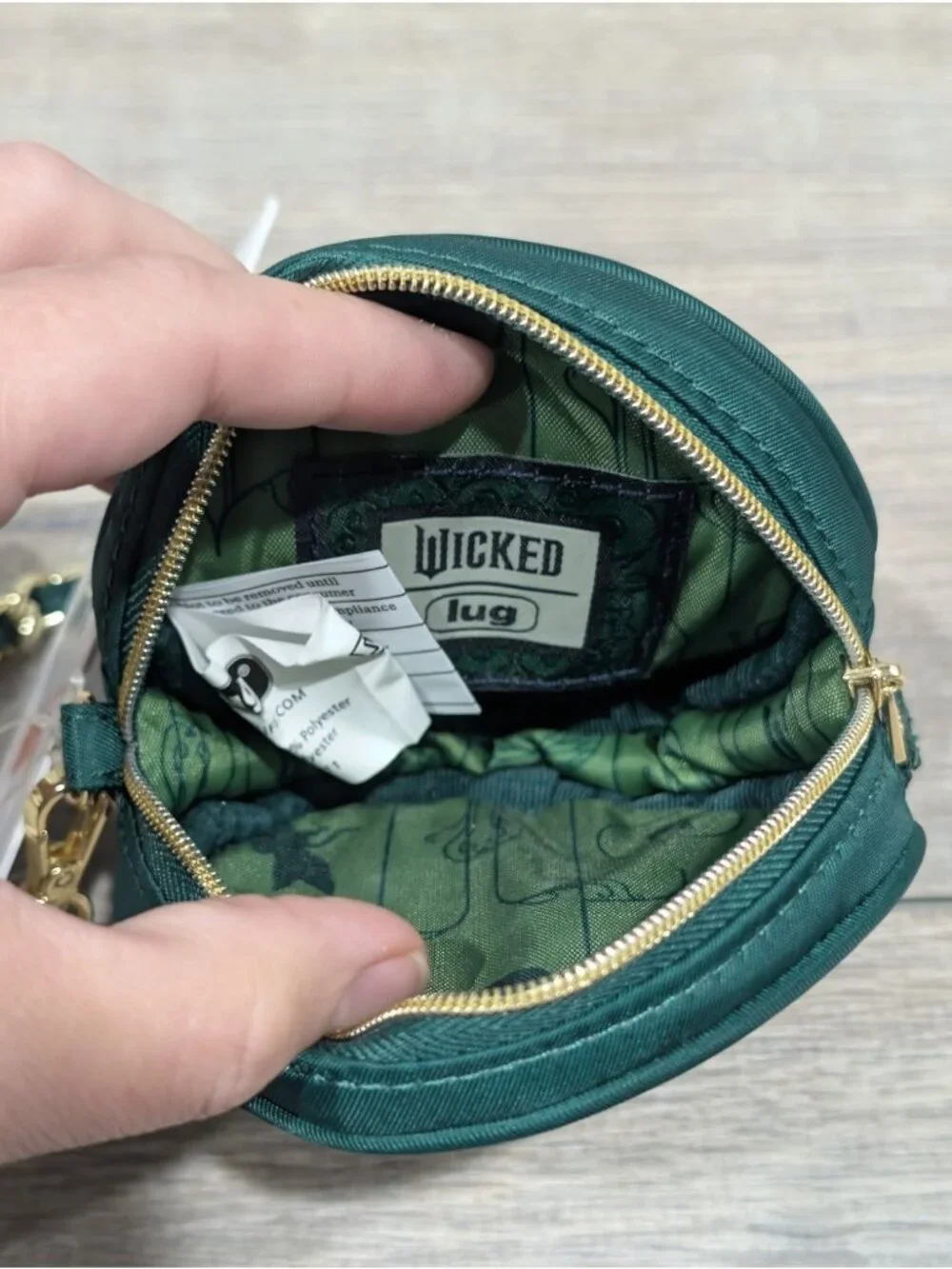 NWT Wicked X Lug Ozwheel Pouch With Embroidery Green Zip Around Gold Strap Bag